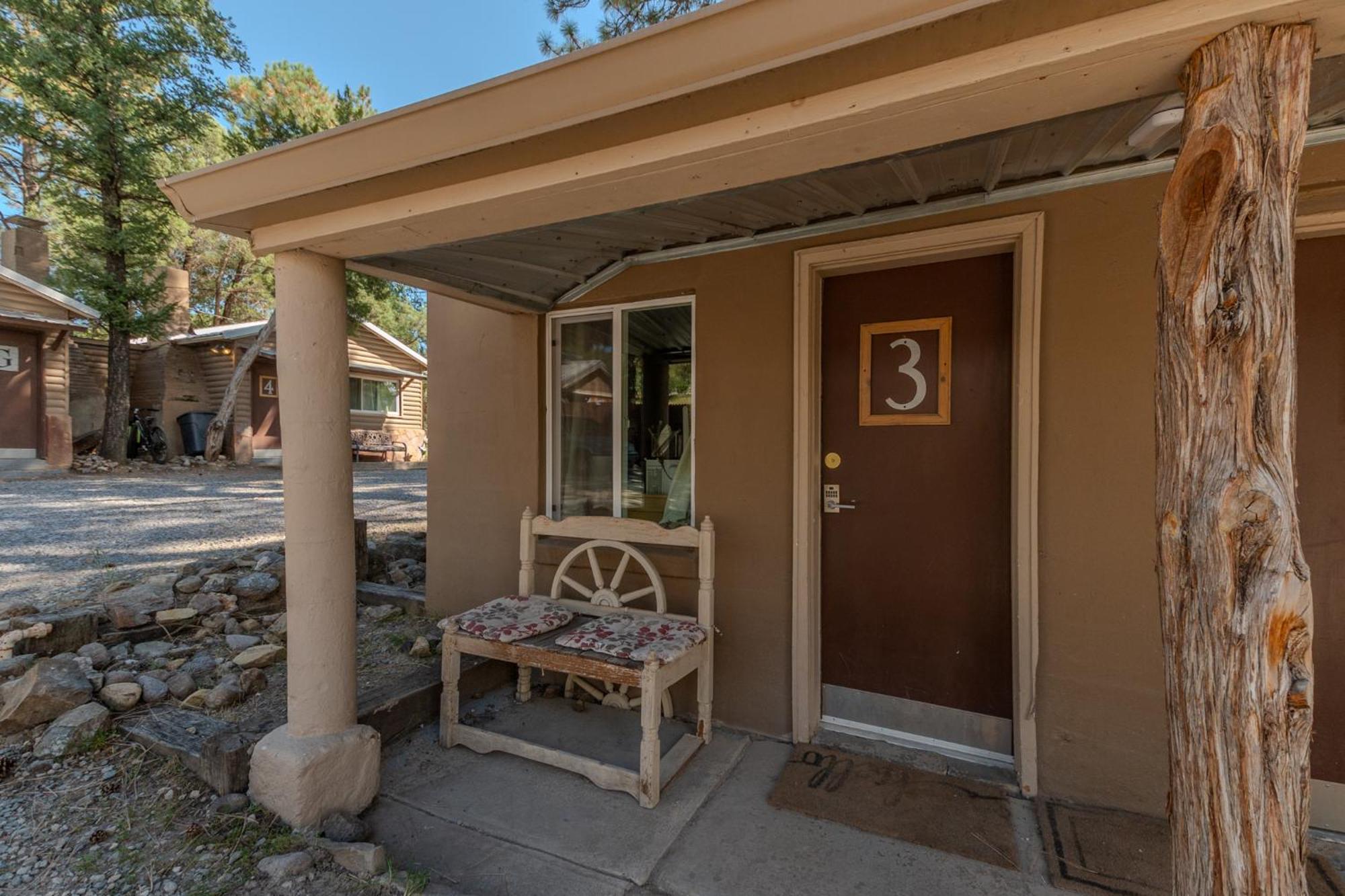 Enchanted Hideaway Cabins And Cottages Ruidoso Eksteriør billede
