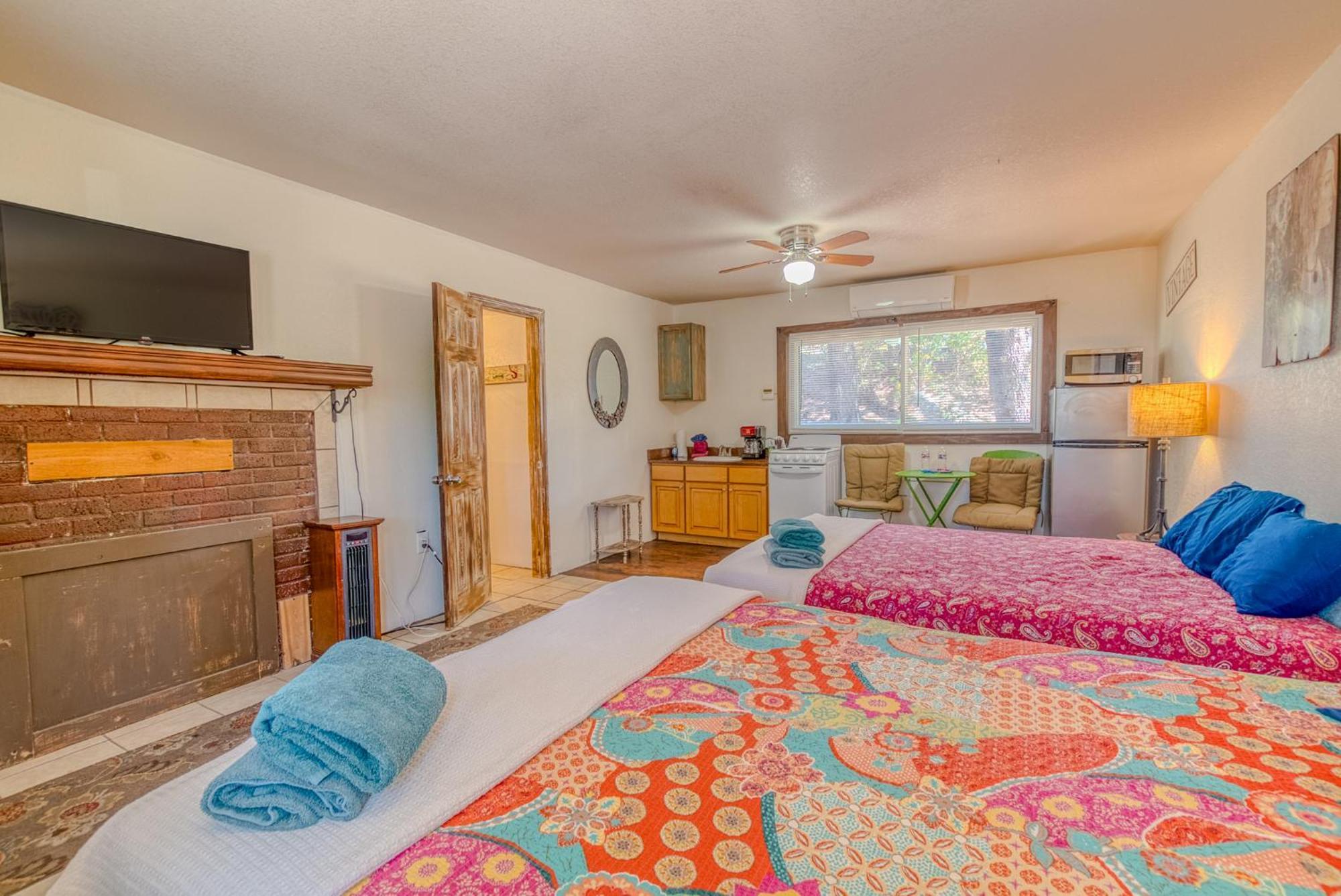 Enchanted Hideaway Cabins And Cottages Ruidoso Eksteriør billede