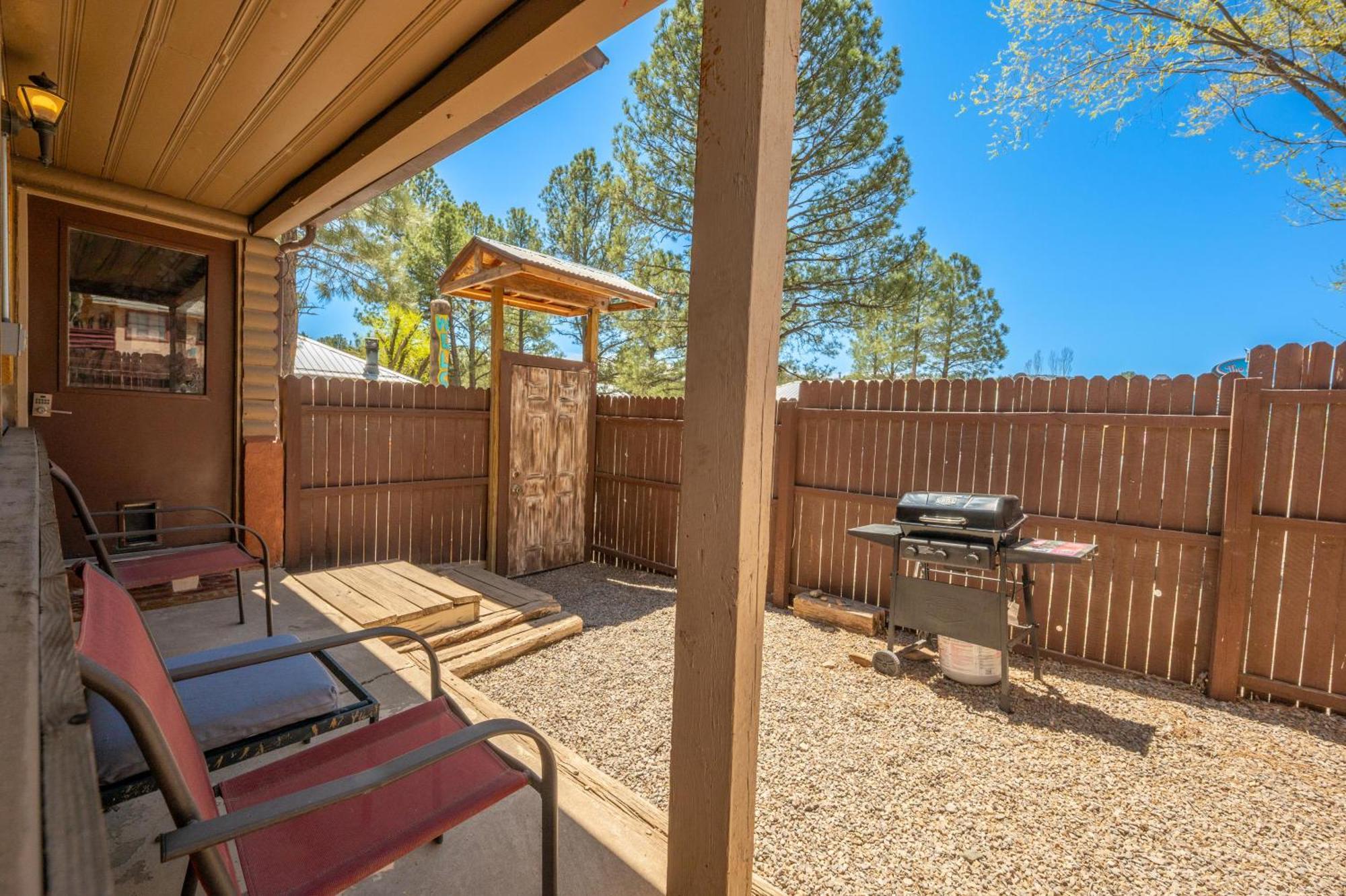 Enchanted Hideaway Cabins And Cottages Ruidoso Eksteriør billede