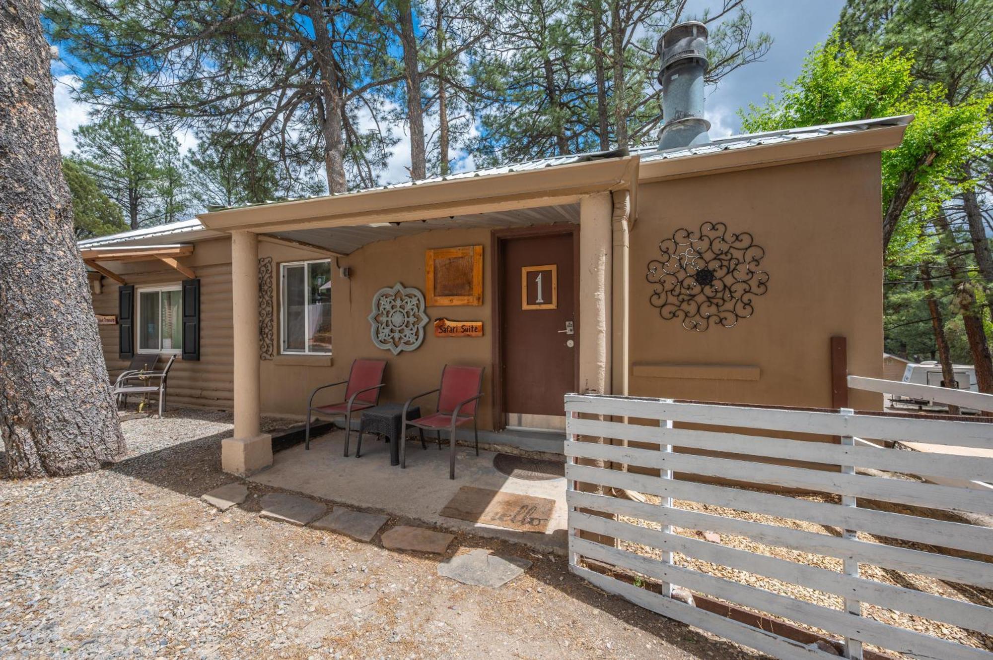 Enchanted Hideaway Cabins And Cottages Ruidoso Eksteriør billede